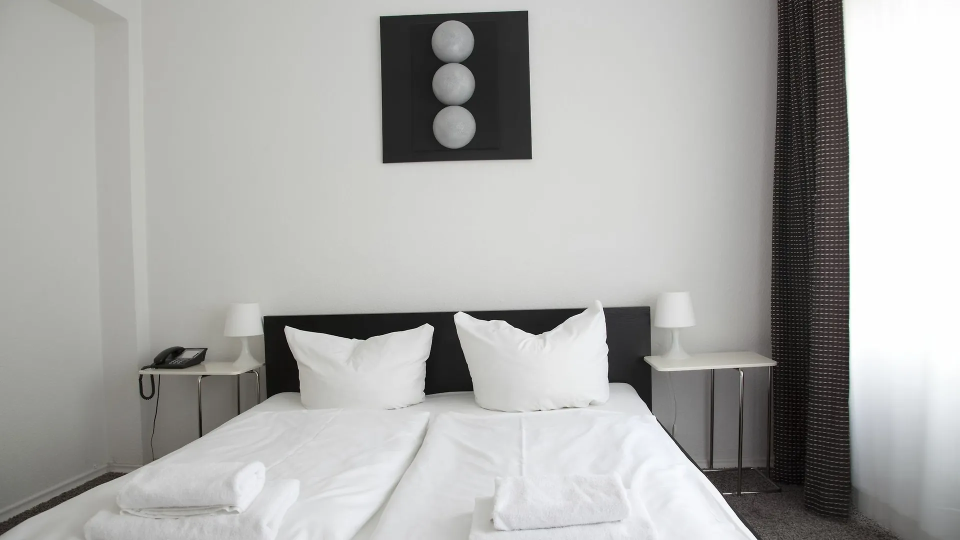 **  Hotel Mons Am Goetheplatz Mnichov Německo