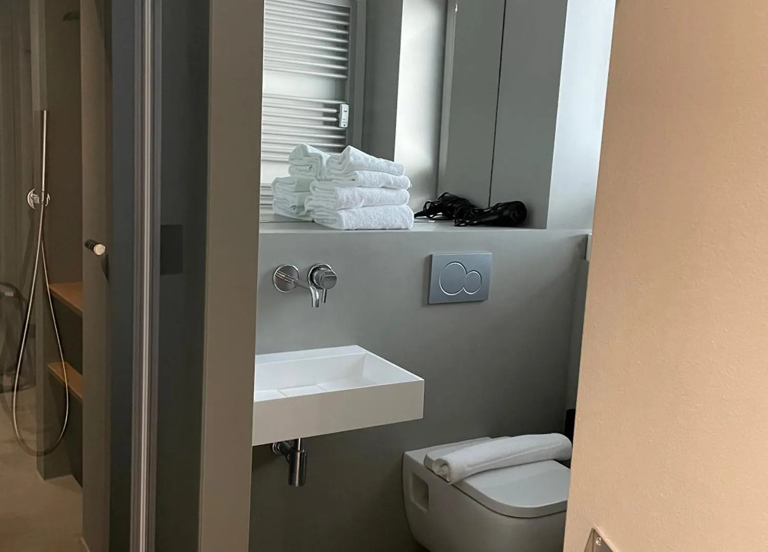 Hotel Mons am Goetheplatz München 2*,